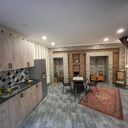 Home Away Home In Heart Of Tbilisi ภายนอก รูปภาพ